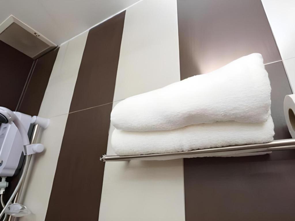 1 Hotel Taman Connaught Kuala Lumpur Exteriér fotografie