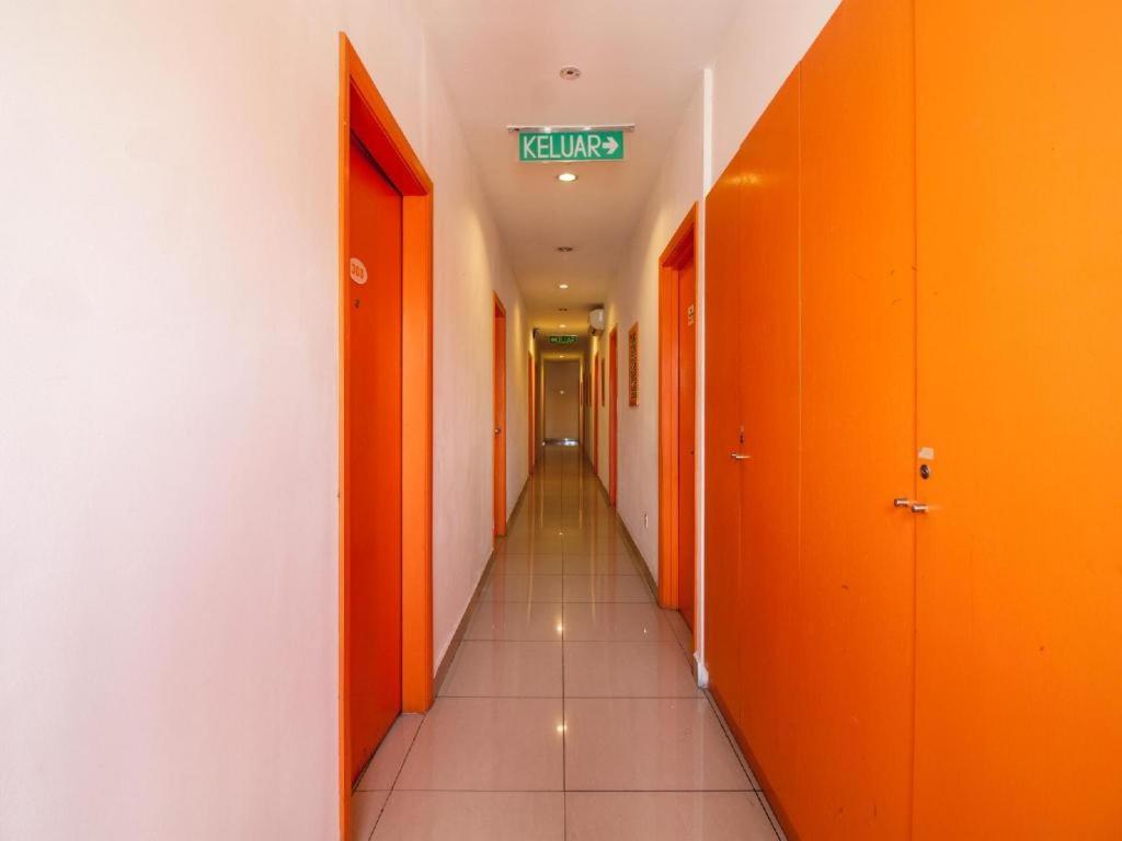 1 Hotel Taman Connaught Kuala Lumpur Exteriér fotografie